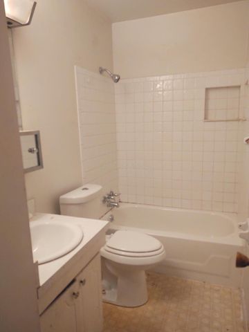 2312 Hardesty Court, H2, Columbus, OH 43204