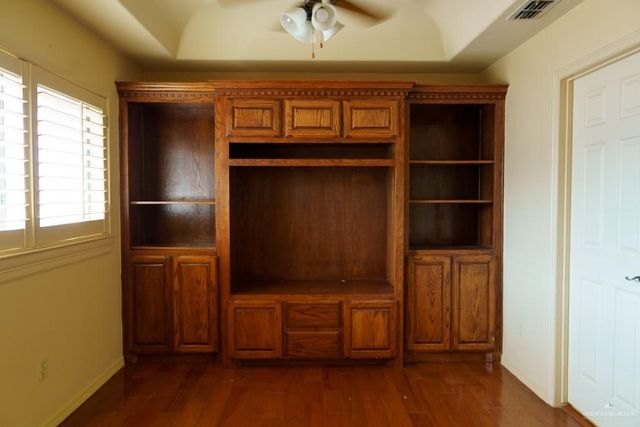 2702 Live Oak Street, Mission, TX 78574