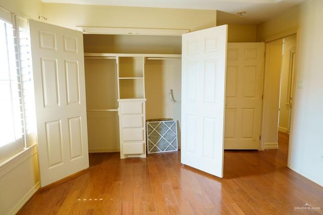 2702 Live Oak Street, Mission, TX 78574