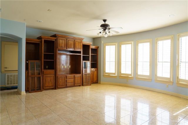 2702 Live Oak Street, Mission, TX 78574