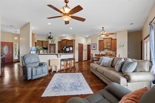 2220 County Road 1197, Tuttle, OK 73089