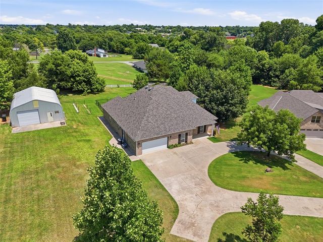 2220 County Road 1197, Tuttle, OK 73089