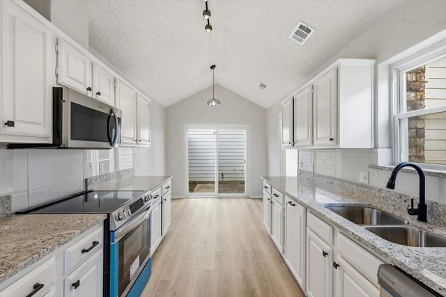 4904 Courtside Drive, Irving, TX 75038