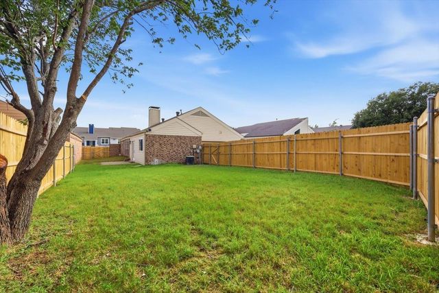 4904 Courtside Drive, Irving, TX 75038