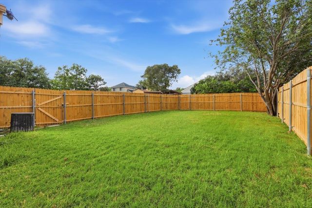 4904 Courtside Drive, Irving, TX 75038