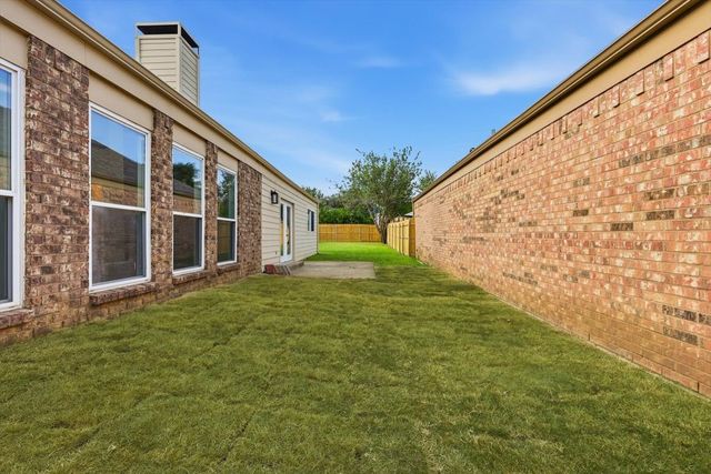 4904 Courtside Drive, Irving, TX 75038