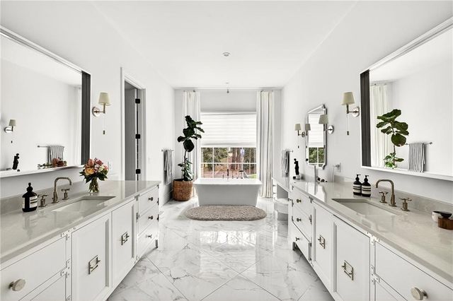 715 Amberidge Trail, Sandy Springs, GA 30328