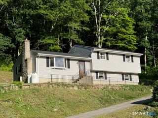 438 Hill Road, Thomaston, CT 06787