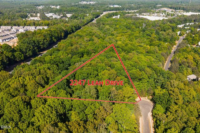 2247 Leah Drive, Hillsborough, NC 27278