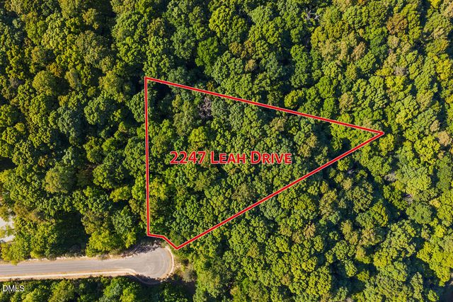 2247 Leah Drive, Hillsborough, NC 27278