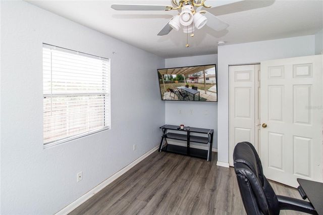 525 4TH AVENUE SW, Largo, FL 33770