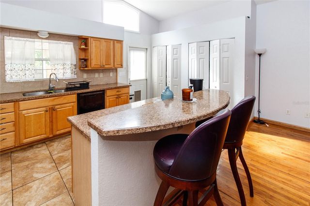 525 4TH AVENUE SW, Largo, FL 33770