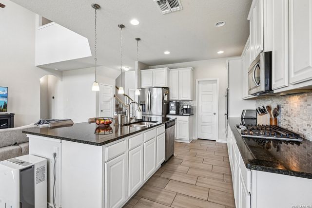 29734 WACKFORD RDG, Fair Oaks Ranch, TX 78015