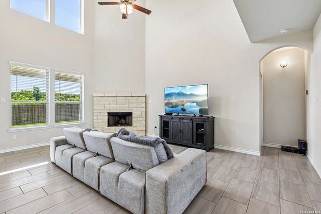 29734 WACKFORD RDG, Fair Oaks Ranch, TX 78015