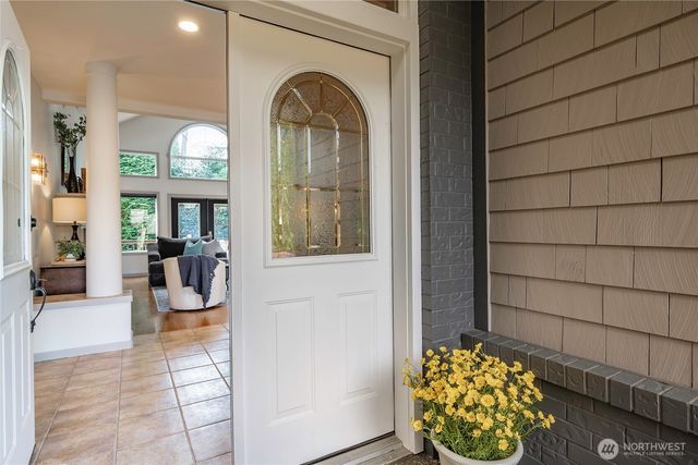 8975 Snowy Owl Lane, Blaine, WA 98230