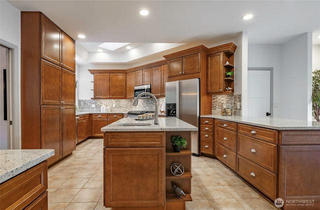 8975 Snowy Owl Lane, Blaine, WA 98230