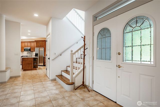8975 Snowy Owl Lane, Blaine, WA 98230