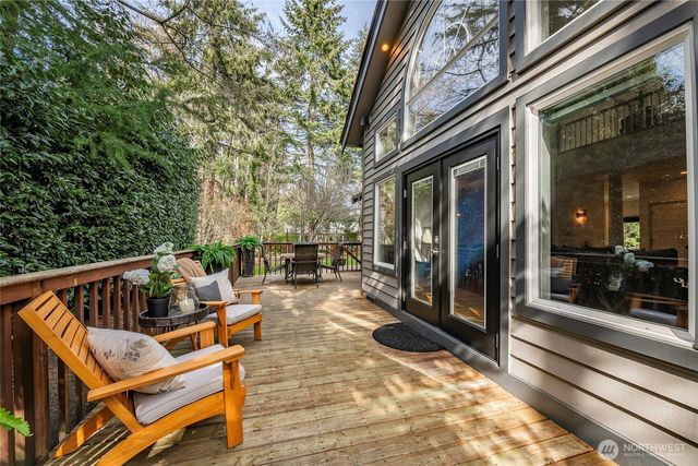 8975 Snowy Owl Lane, Blaine, WA 98230