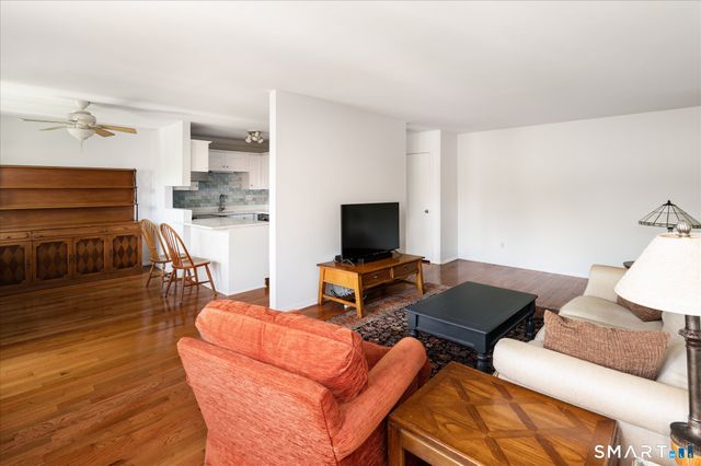 154 Cold Spring Road 23, Stamford, CT 06905