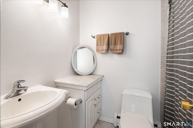 154 Cold Spring Road 23, Stamford, CT 06905