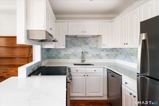 154 Cold Spring Road 23, Stamford, CT 06905