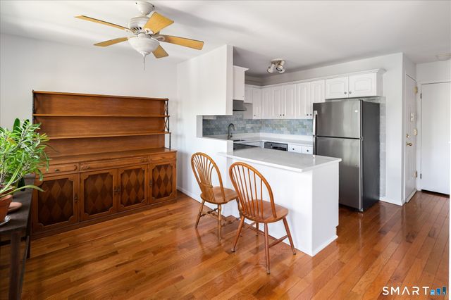 154 Cold Spring Road 23, Stamford, CT 06905