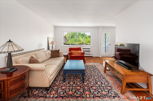 154 Cold Spring Road 23, Stamford, CT 06905