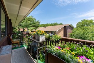 154 Cold Spring Road 23, Stamford, CT 06905