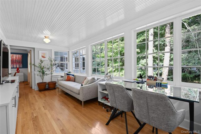 131 Douglas Road, Chappaqua, NY 10514