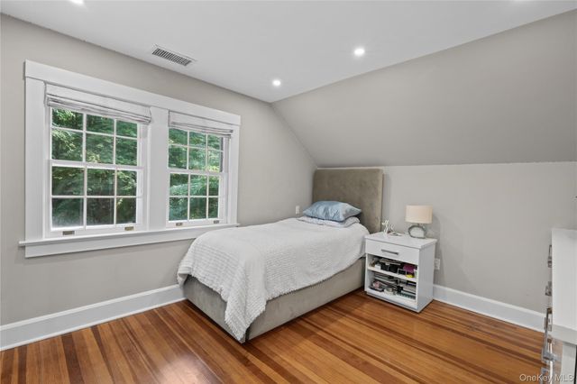 131 Douglas Road, Chappaqua, NY 10514