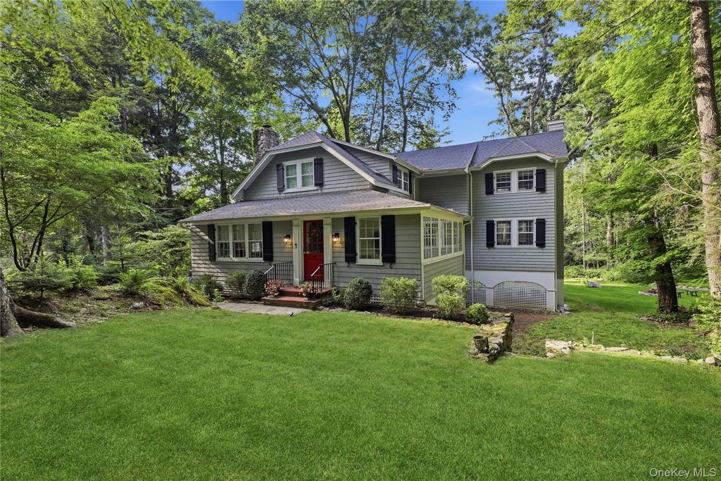 131 Douglas Road, Chappaqua, NY 10514