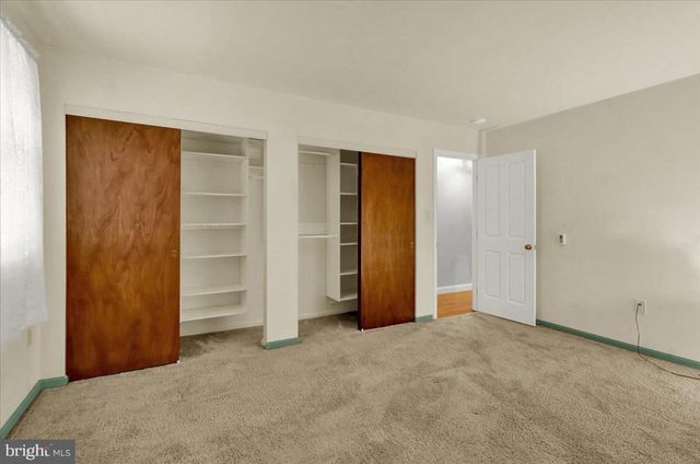 3300 MANNERCHOR RD, Temple, PA 19560