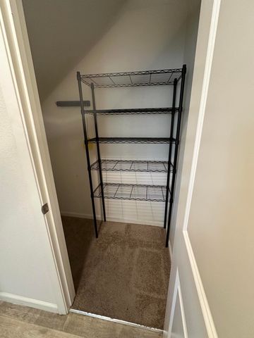 3728 E Kaweah Avenue, Visalia, CA 93292