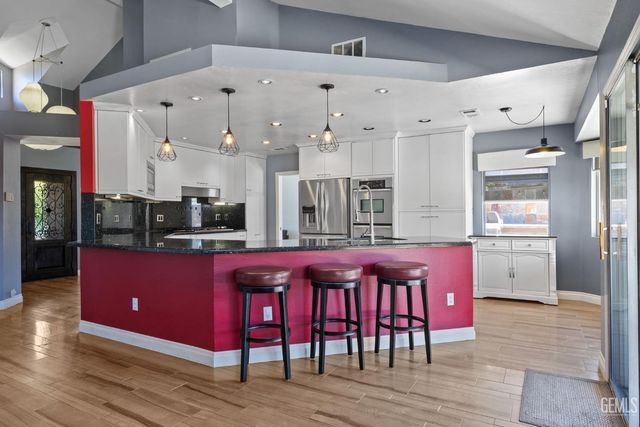 14609 Orchard Crest Avenue, Bakersfield, CA 93314