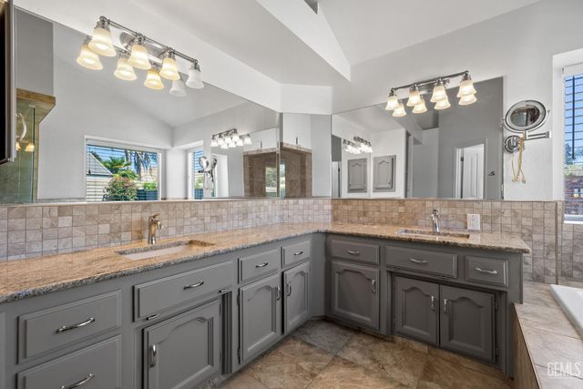 14609 Orchard Crest Avenue, Bakersfield, CA 93314