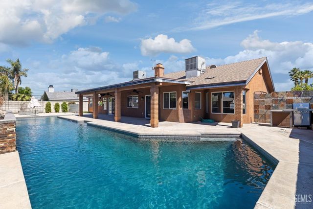 14609 Orchard Crest Avenue, Bakersfield, CA 93314