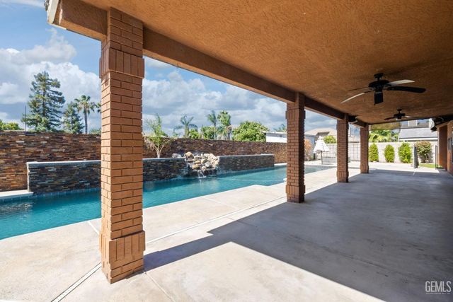 14609 Orchard Crest Avenue, Bakersfield, CA 93314