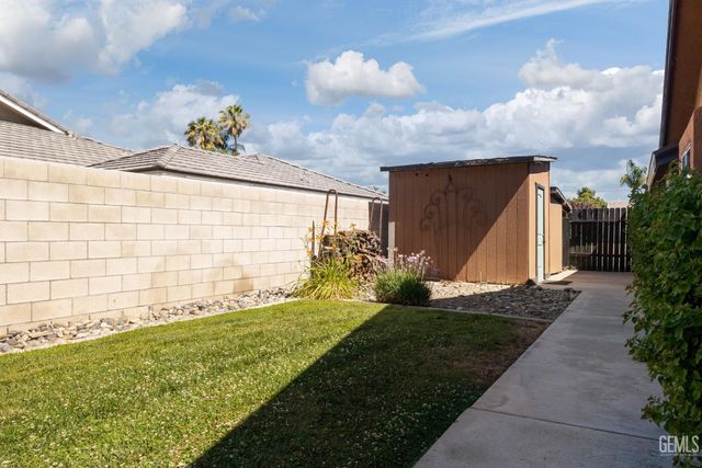 14609 Orchard Crest Avenue, Bakersfield, CA 93314