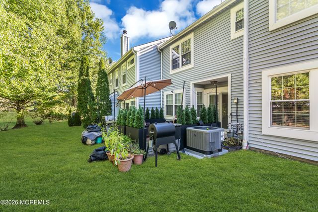 19 Jodhpur Court, Tinton Falls, NJ 07753