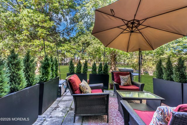 19 Jodhpur Court, Tinton Falls, NJ 07753
