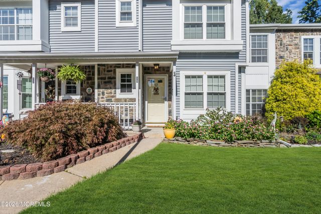 19 Jodhpur Court, Tinton Falls, NJ 07753