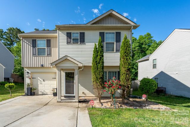 7329 Hidden Creek Drive, Charlotte, NC 28214