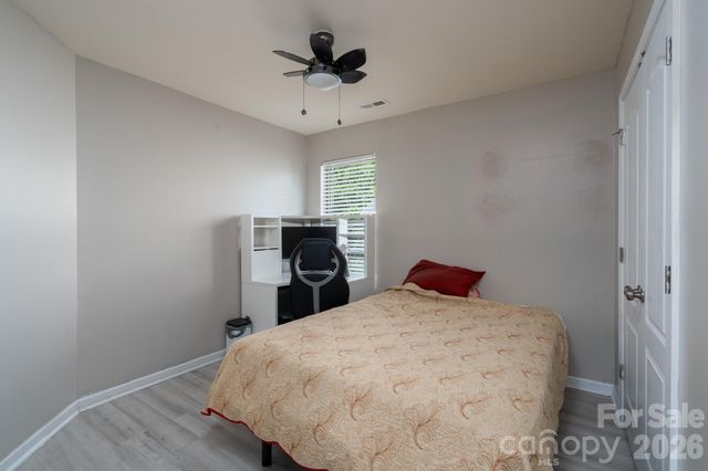 7329 Hidden Creek Drive, Charlotte, NC 28214