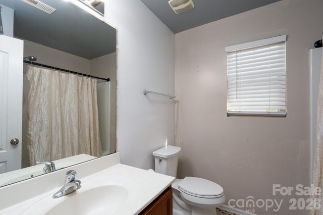 7329 Hidden Creek Drive, Charlotte, NC 28214