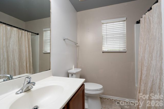 7329 Hidden Creek Drive, Charlotte, NC 28214