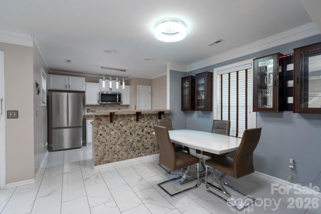 7329 Hidden Creek Drive, Charlotte, NC 28214