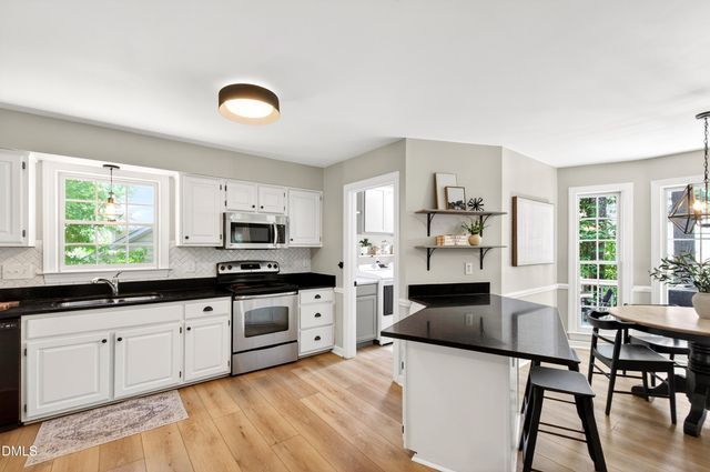 1006 Napa Place, Apex, NC 27502