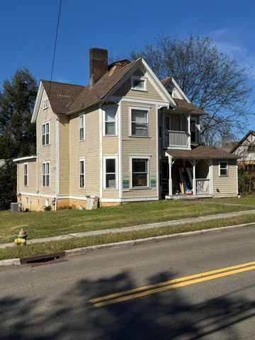 608 Ingleside Avenue, Athens, TN 37303