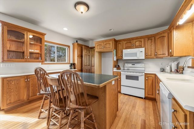 W3004 Krueger Road, Lake Geneva, WI 53147