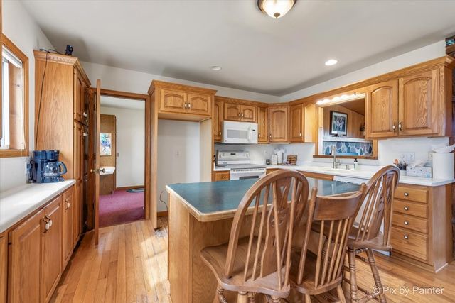 W3004 Krueger Road, Lake Geneva, WI 53147